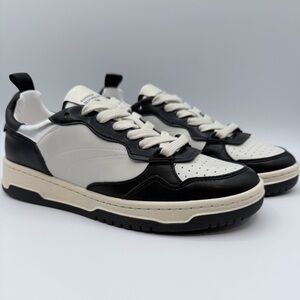 Steve Madden kids “Everlie” black and white sneakers